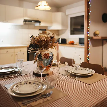 Pisana House - De Charme Confort Annemasse